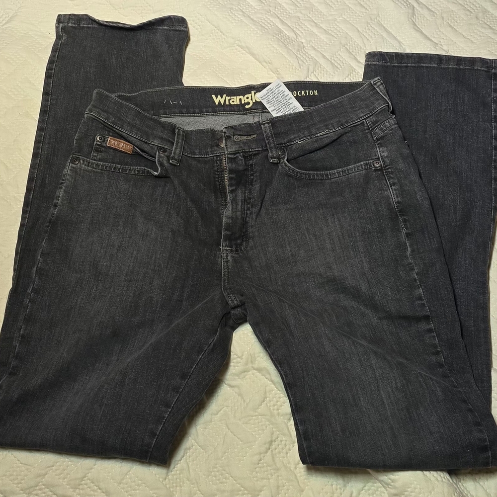 Wrangler Men's Charcoal Relaxed Jeans 36 X 33